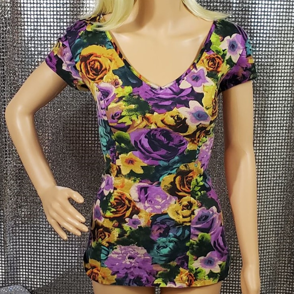 Multi-Colored Floral Criss-Cross Back Flair Waist